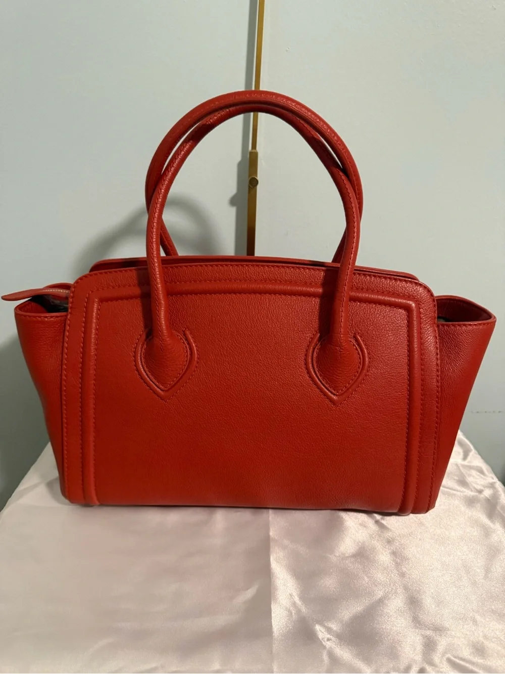 Furla Made in Italy 🇮🇹 Orange Leather Tote Bag with Free Bag Charm! NWOT - Picture 5 of 9